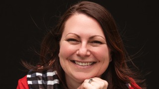 Headshot of Elizabeth Halpin. 