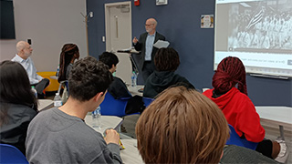 Bill Einreinhofer presents his film.