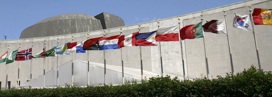 UN Building Flags 