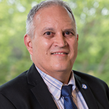 Headshot of Hector Lozada