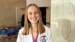 Nursing major Reilly Williams ’25.