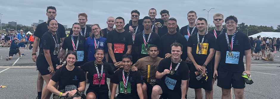 Image of ROTC members doing a fun run. 