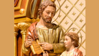 A photo of Saint Joseph and Jesus statue