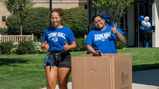 Students helping out on Move-In Day