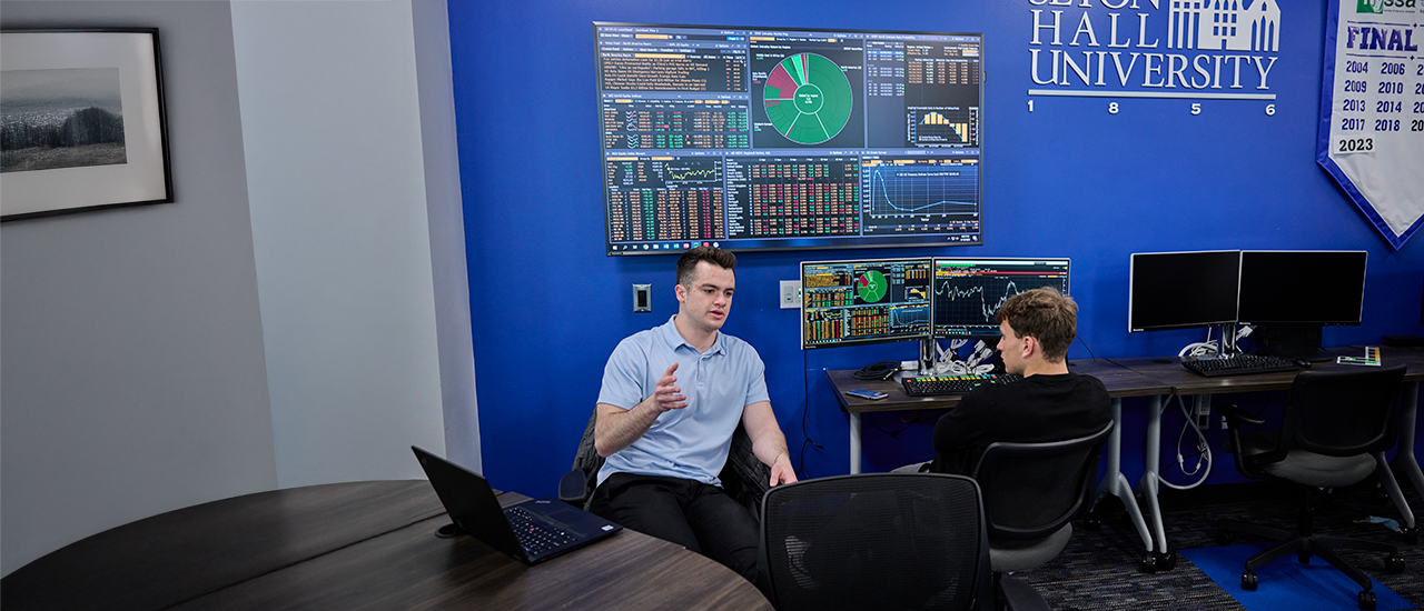 Traderoom with Faculty and Student